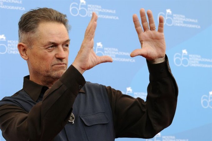 Jonathan Demme won an Academy Award in 1992 as director of The Silence of the Lambs, starring Anthony Hopkins and Jodi Foster . — AFP/VNA Photo Read more at http://vietnamnews.vn/life-style/375460/oscar-winning-silence-of-the-lambs-director-dies.html#P6MQ