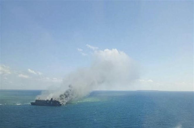 The ferry incident in the water off East Java province, Indonesia (Photo: EPA/VNA)