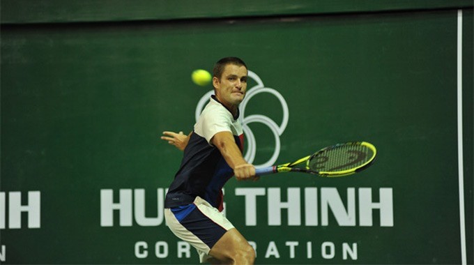 Youzhny wins Challenger Vietnam Open