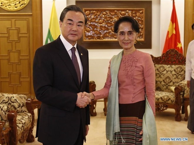 China’s Foreign Minister Wang Yi (L) ​and Myanmar’s State Counsellor Aung San Suu Kyi (Source Xinhua)