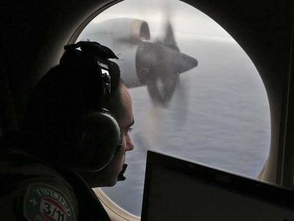 Searching for missing MH370 (Source: CBS News)