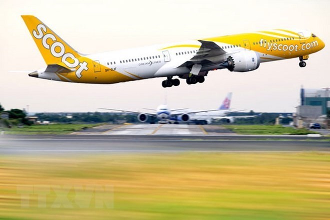 Flight returns to Singapore due to bomb threat