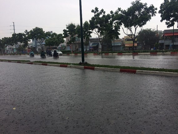 South experiences prolonged rains