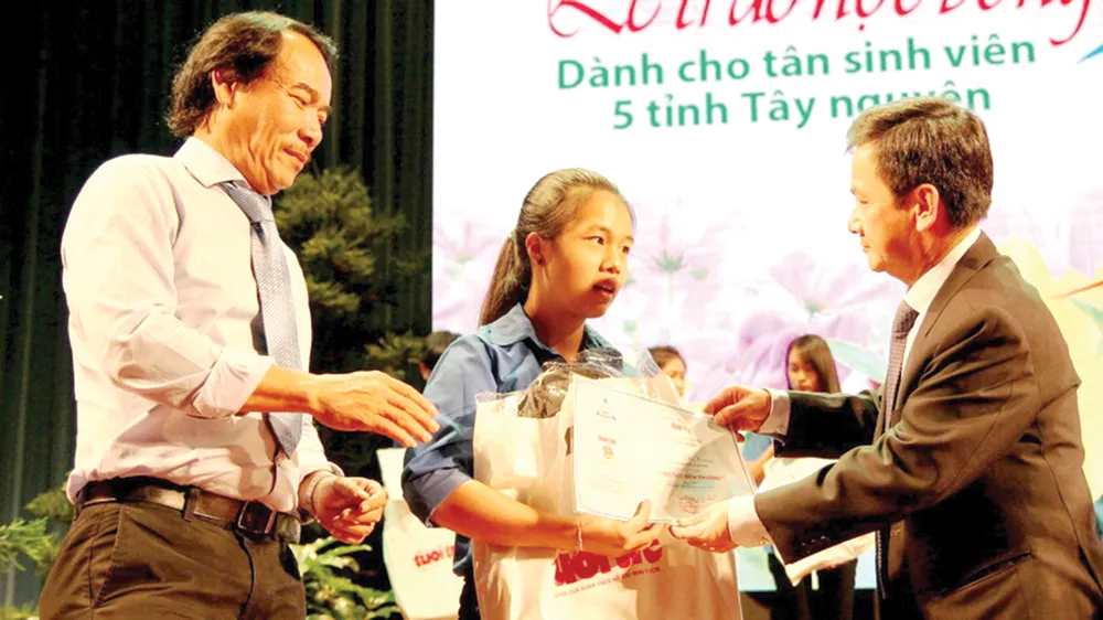Hành trình của yêu thương ảnh 2 Hành trình của yêu thương ảnh 2