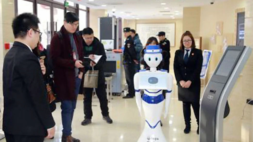 Robot hỗ trợ pháp lý tại toà án