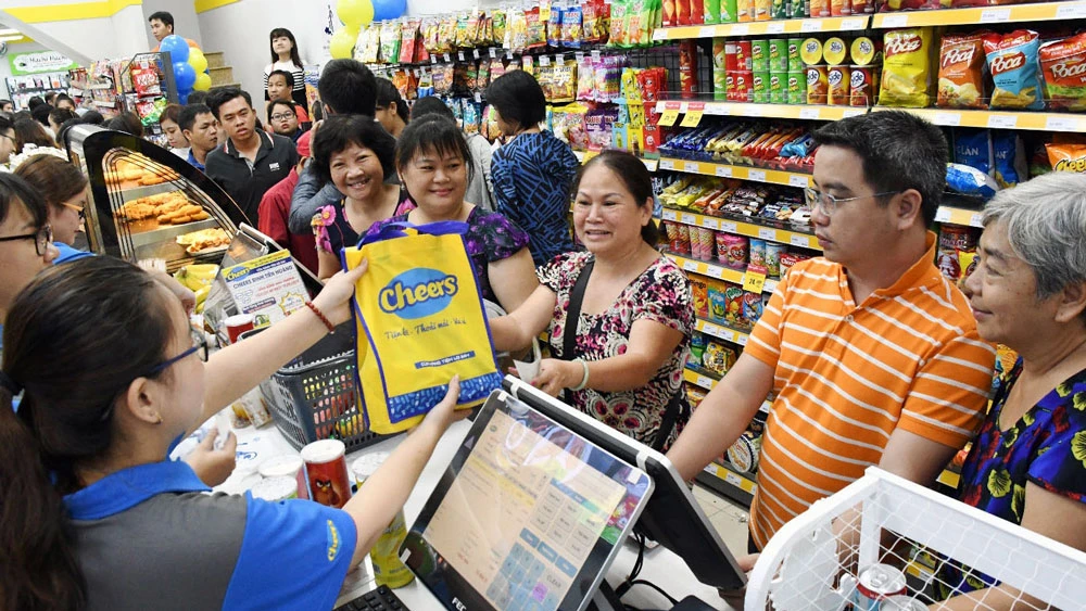 Ra mắt cửa hàng tiện lợi Cheers