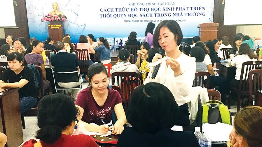 Khai giảng lớp tập huấn phát triển thói quen đọc sách