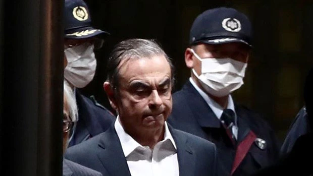 Ông Carlos Ghosn (giữa) tại Tokyo. Nguồn: TTXVN