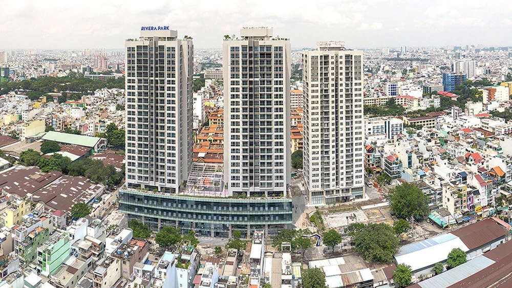 Cư dân Rivera Park đang khiếu nại chủ đầu tư vì chưa bàn giao đủ phí bảo trì. Ảnh: HUY PHAN