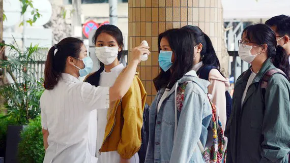 Các thí sinh Đà Nẵng dự thi tốt nghiệp THPT