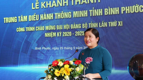 Chủ tịch UBND tỉnh Bình Phước Trần Tuệ Hiền phát biểu tại buổi lễ. Nguồn: MIC