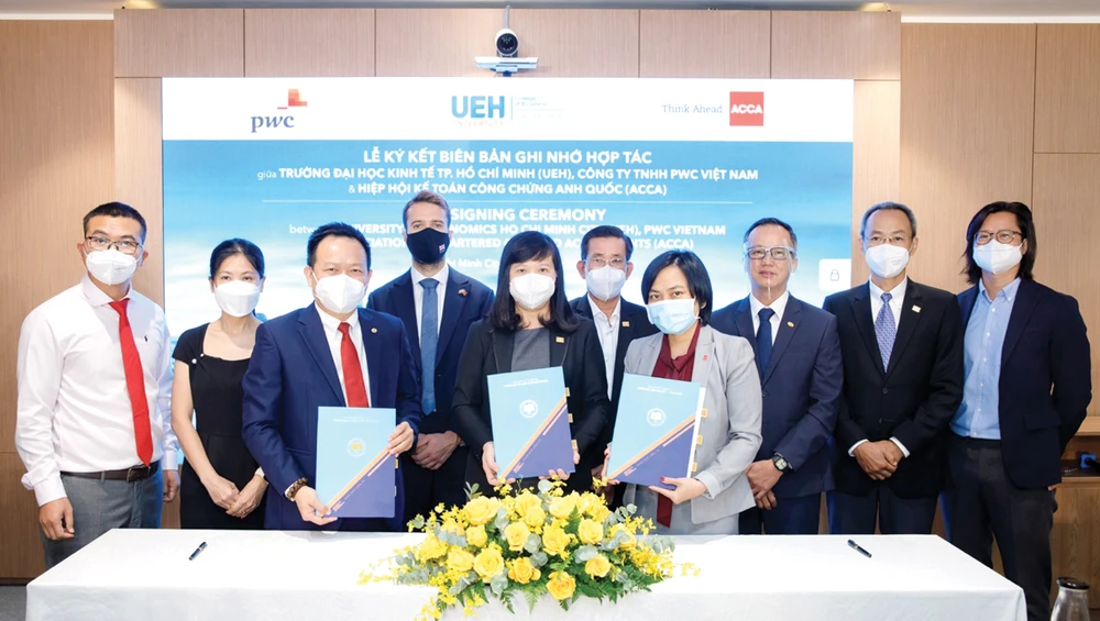 ACCA, PwC và UEH đem lại cơ hội nghề nghiệp cho sinh viên Kế toán - Tài chính