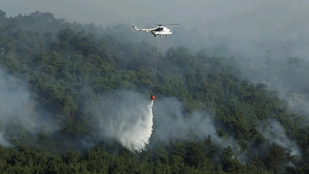 Trực thăng chữa cháy của EU tại Hy Lạp