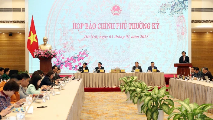 Buổi họp báo Chính phủ thường kỳ tháng 12. Ảnh: VIẾT CHUNG