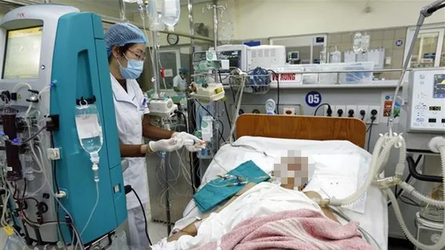 Các trường hợp bị ngộ độc rượu pha methanol thường rất nguy hiểm tới tính mạng Các trường hợp bị ngộ độc rượu pha methanol thường rất nguy hiểm tới tính mạng