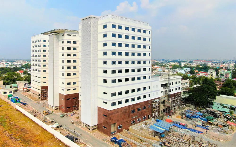 Dự án xây mới Bệnh viện Đa khoa khu vực Hóc Môn có tổng mức đầu tư 1.895 tỷ đồng, đang hoàn thiện các hạng mục Dự án xây mới Bệnh viện Đa khoa khu vực Hóc Môn có tổng mức đầu tư 1.895 tỷ đồng, đang hoàn thiện các hạng mục