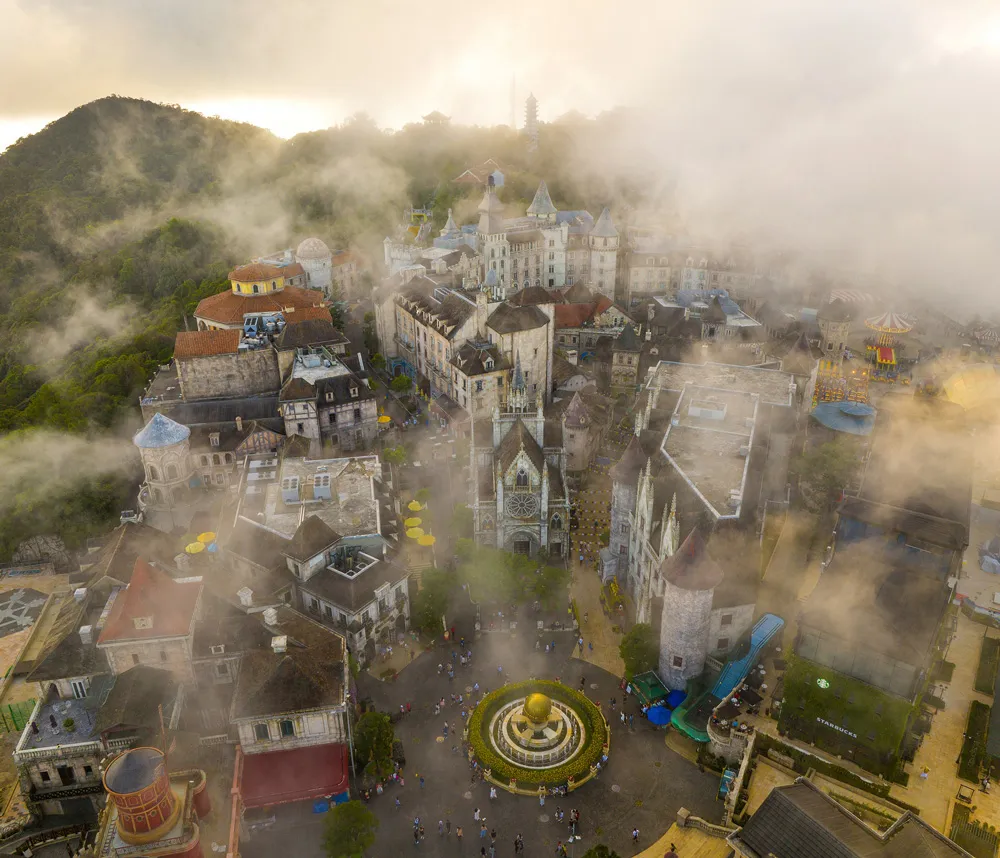 Sun World Ba Na Hills góp phần thu hút du khách đến Đà Nẵng Sun World Ba Na Hills góp phần thu hút du khách đến Đà Nẵng