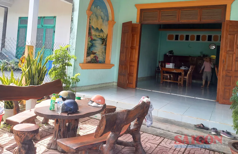 Mặc dù đã ổn định cuộc sống, nhưng các hộ dân vẫn chưa được cấp sổ đỏ. Ảnh: NGUYỄN TRANG Mặc dù đã ổn định cuộc sống, nhưng các hộ dân vẫn chưa được cấp sổ đỏ. Ảnh: NGUYỄN TRANG