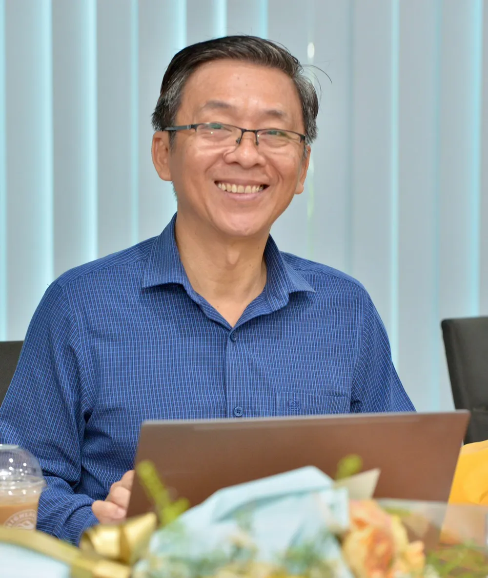 ThS PHẠM QUẢNG TRI, Phó trưởng Phòng Đào tạo, Trường Đại học Công nghiệp TPHCM ThS PHẠM QUẢNG TRI, Phó trưởng Phòng Đào tạo, Trường Đại học Công nghiệp TPHCM