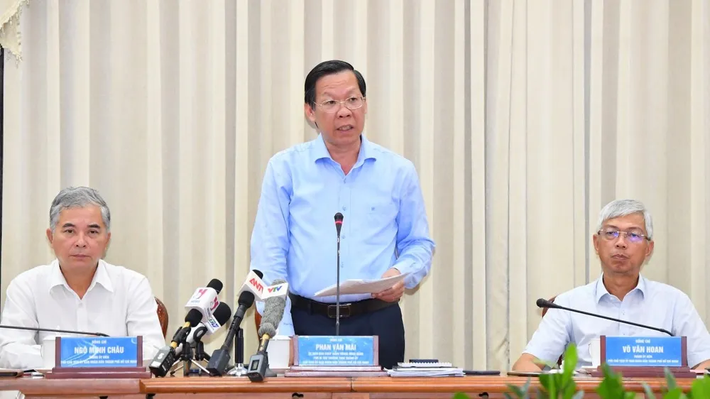 Chủ tịch UBND TPHCM Phan Văn Mãi phát biểu chỉ đạo. Ảnh: VIỆT DŨNG Chủ tịch UBND TPHCM Phan Văn Mãi phát biểu chỉ đạo. Ảnh: VIỆT DŨNG