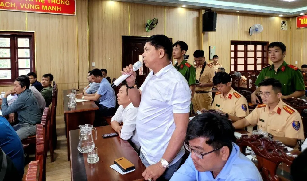 Có rất nhiều câu hỏi được đặt ra tại hội nghị