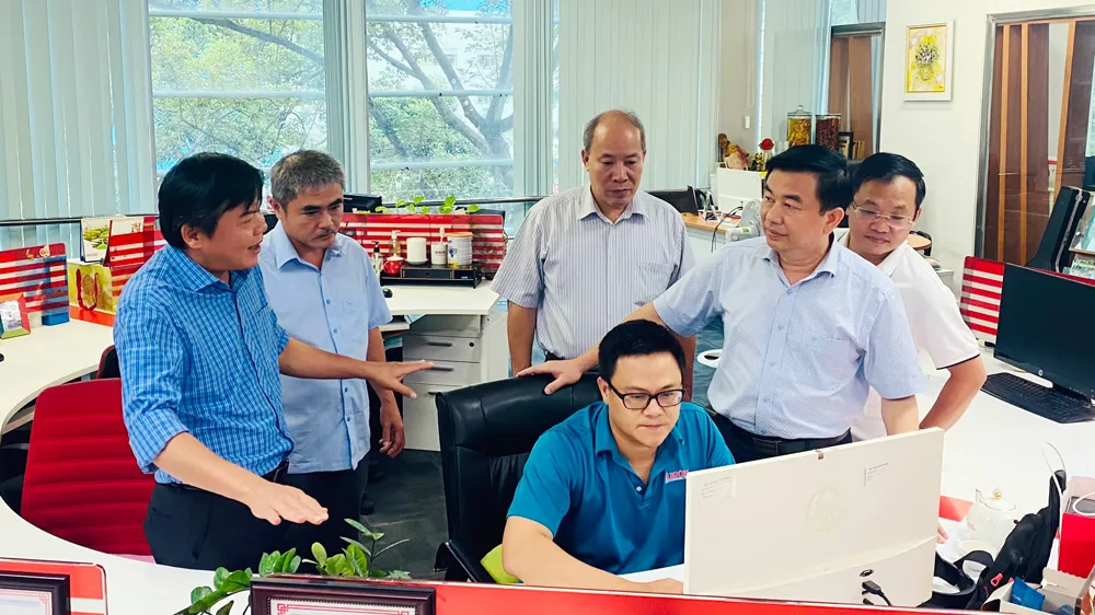 Đoàn công tác Báo Hànộimới thăm Tòa soạn Báo Điện tử, Báo Sài Gòn Giải Phóng