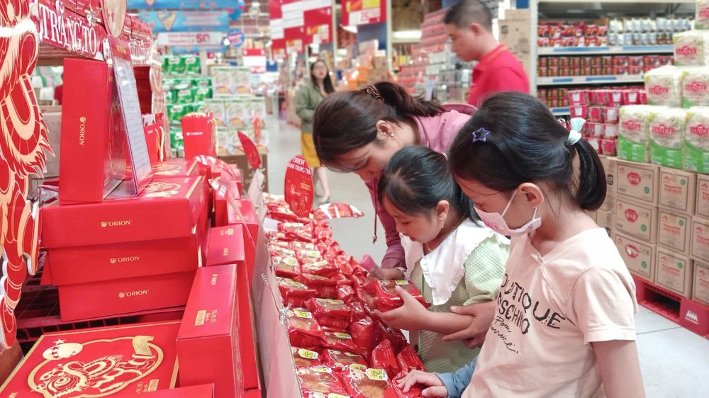 Cẩn trọng với bánh Trung thu được quảng cáo 'nhà làm'