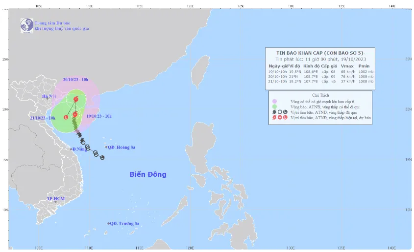 Hướng di chuyển bão số 5 (cập nhật lúc 10 giờ ngày 19-10). Nguồn: TTDBKTTVQG Hướng di chuyển bão số 5 (cập nhật lúc 10 giờ ngày 19-10). Nguồn: TTDBKTTVQG