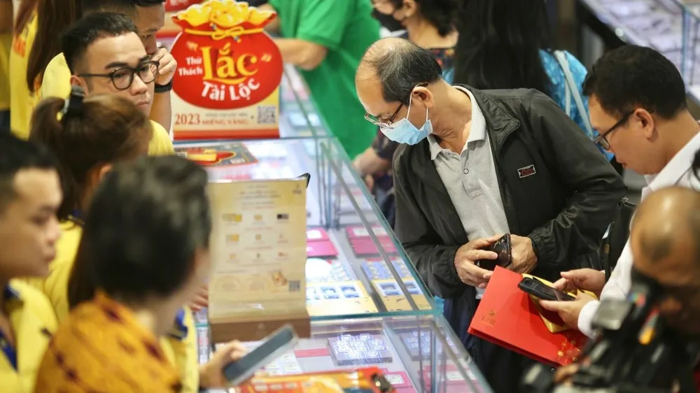 Vàng miếng SJC lẫn vàng nhẫn Bốn số 9 đồng loạt tăng giá Vàng miếng SJC lẫn vàng nhẫn Bốn số 9 đồng loạt tăng giá