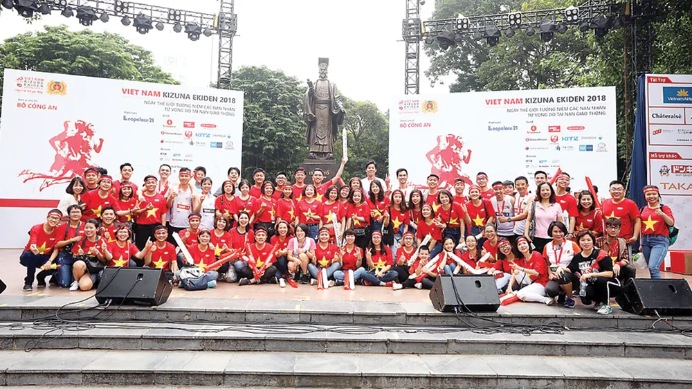 Dai-ichi Life vinh dự là nhà tài trợ Vàng cho Giải chạy tiếp sức Vietnam Kizuna Ekiden 2018 ảnh 1