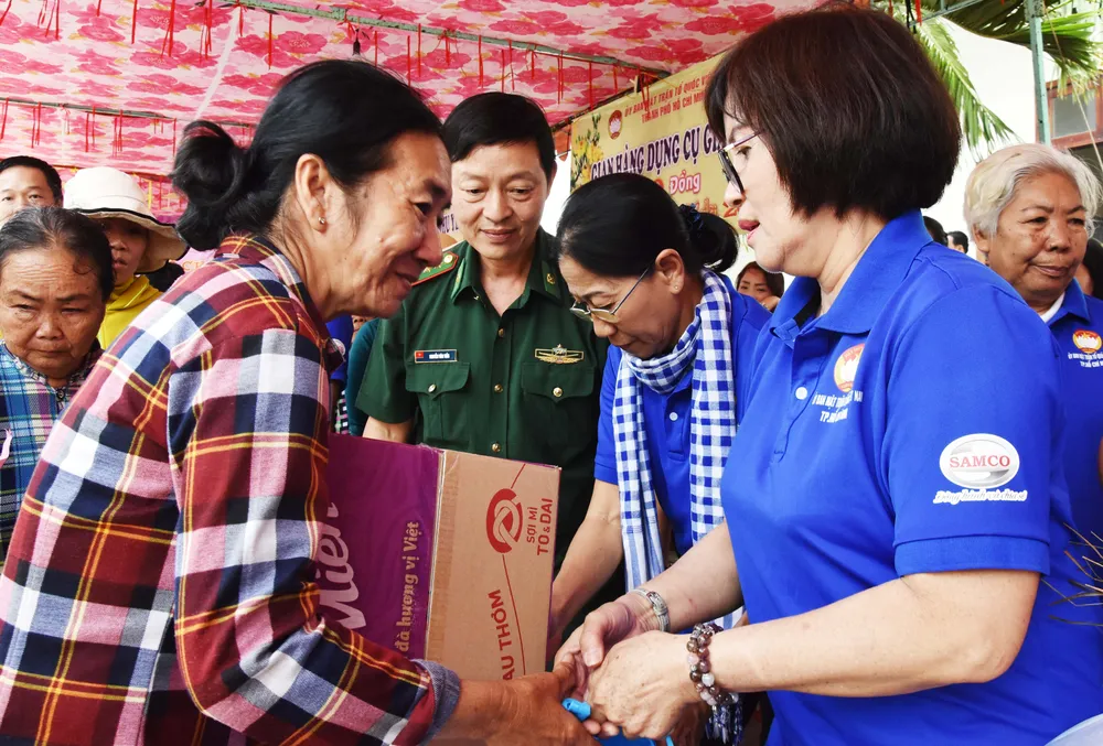 Xuân biên phòng ấm tình quân dân ảnh 6