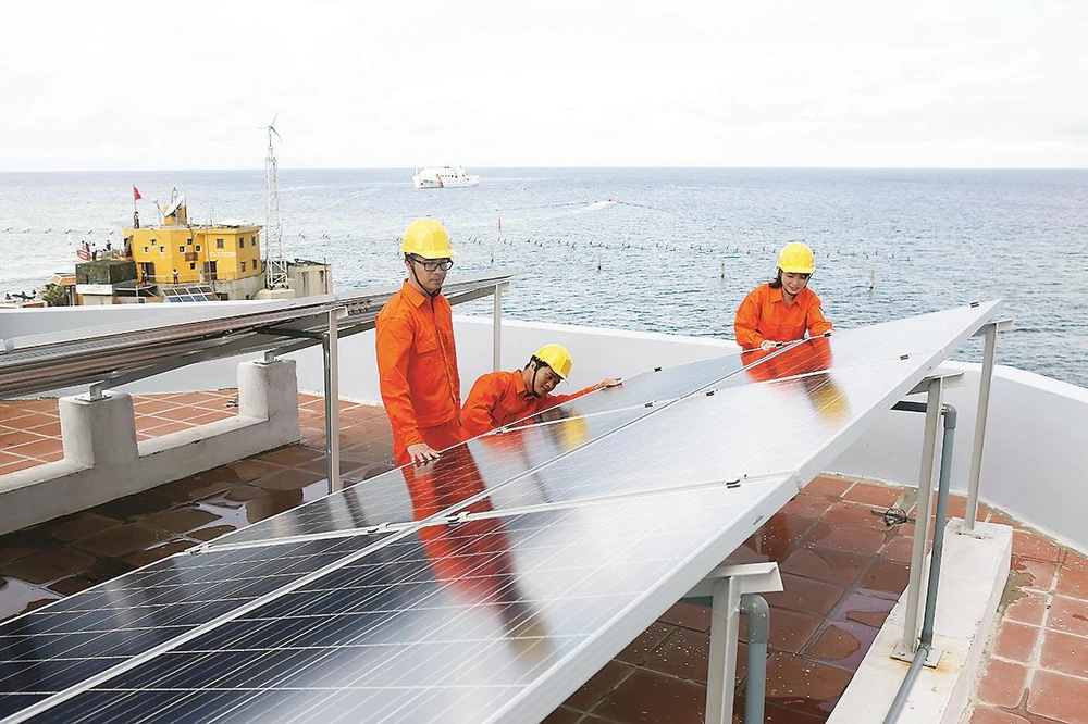 Tổng công ty Điện lực miền Nam (EVNSPC): Tăng cường phát triển năng lượng điện tái tạo ảnh 1 Tổng công ty Điện lực miền Nam (EVNSPC): Tăng cường phát triển năng lượng điện tái tạo ảnh 1