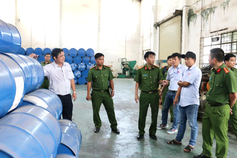 Tập trung phòng cháy tại cơ sở sản xuất ảnh 1 Tập trung phòng cháy tại cơ sở sản xuất ảnh 1