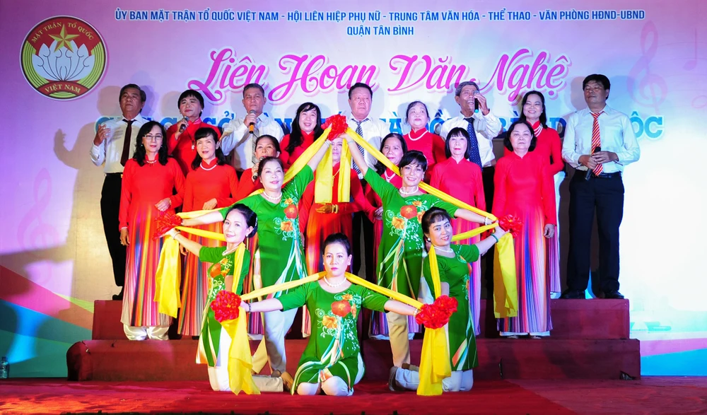 Cầu nối các tôn giáo, dân tộc anh em ảnh 1 Cầu nối các tôn giáo, dân tộc anh em ảnh 1