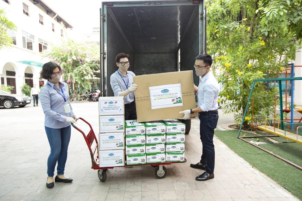 Vinamilk hỗ trợ 6.000 trẻ em khó khăn phòng ngừa dịch bệnh Covid-19 ảnh 1 Vinamilk hỗ trợ 6.000 trẻ em khó khăn phòng ngừa dịch bệnh Covid-19 ảnh 1