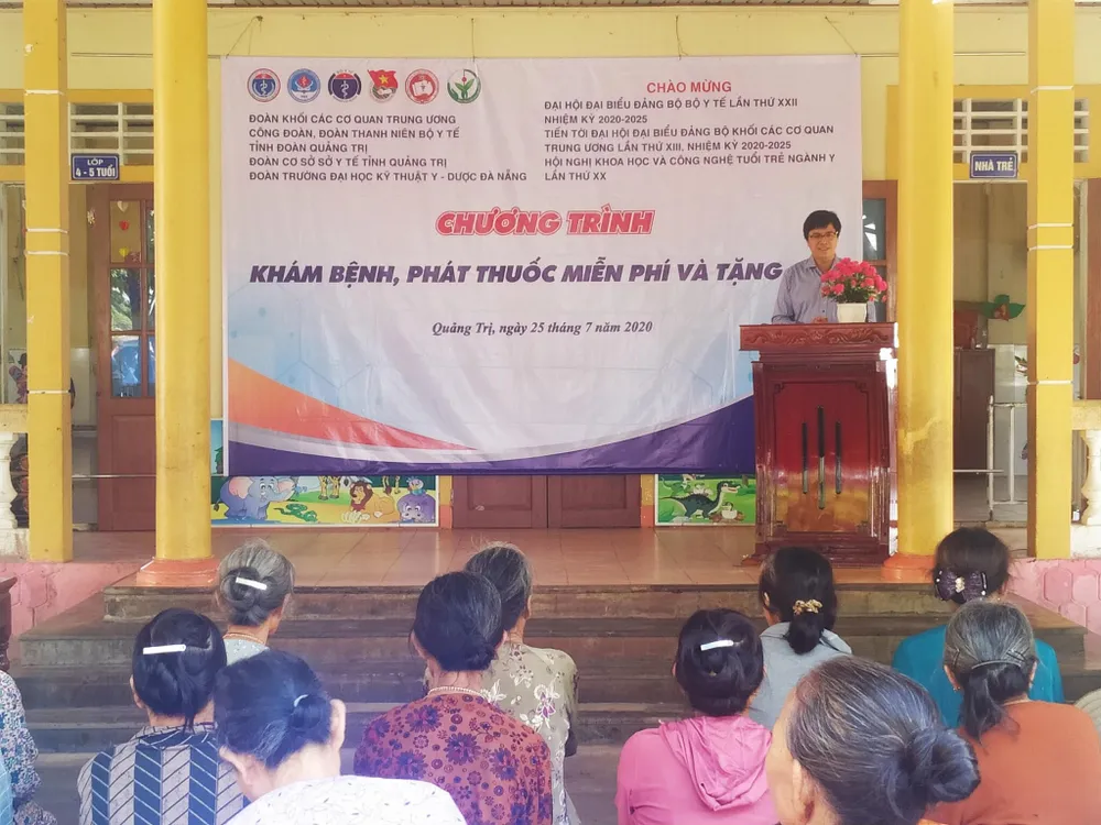 Tuổi trẻ ngành y tri ân người có công ở Triệu Phước (Quảng Trị) ảnh 1