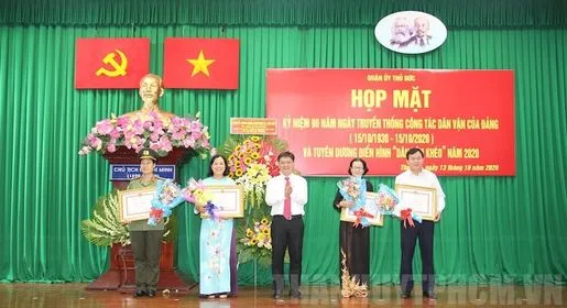 Tuyên dương gương điển hình “Dân vận khéo” ảnh 1 Tuyên dương gương điển hình “Dân vận khéo” ảnh 1