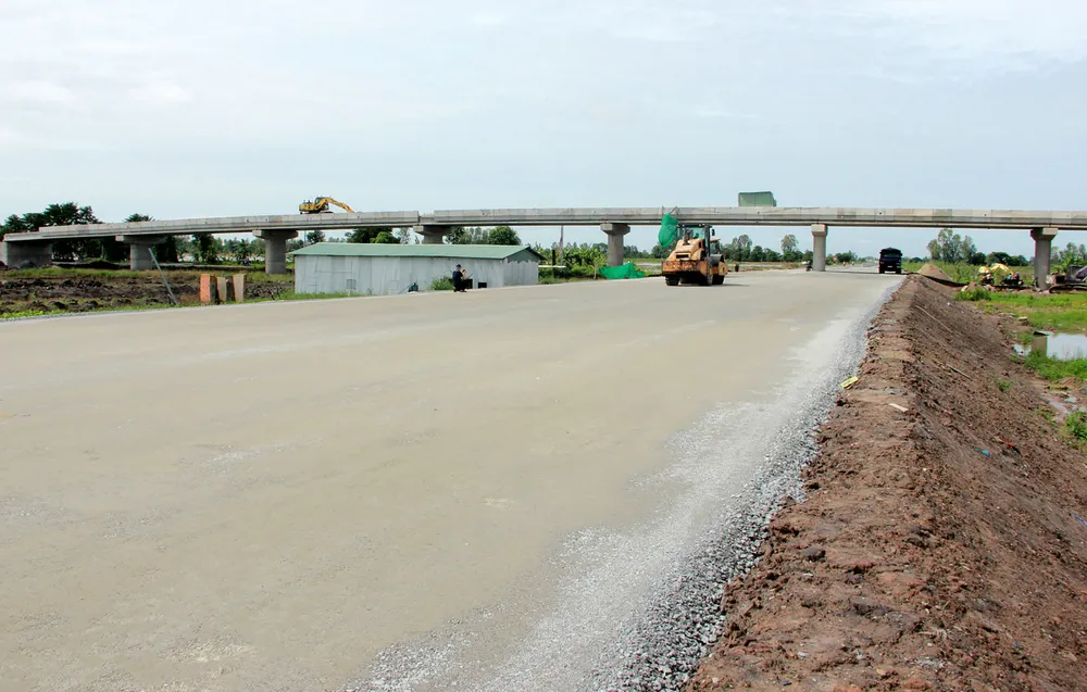 Thông xe kỹ thuật tuyến đường Lộ Tẻ - Rạch Sỏi ảnh 1 Thông xe kỹ thuật tuyến đường Lộ Tẻ - Rạch Sỏi ảnh 1