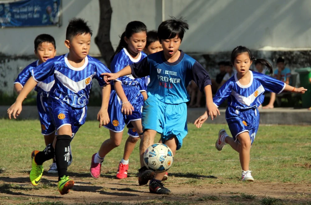 Bóng đá học đường tại TPHCM ngày càng được nhân rộng