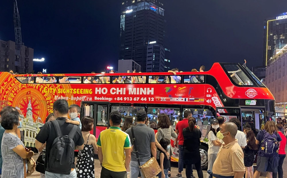 “Du lịch trong ngày” an toàn, hấp dẫn ảnh 1 “Du lịch trong ngày” an toàn, hấp dẫn ảnh 1