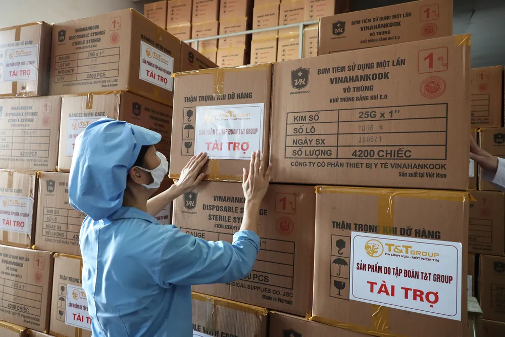 T&T Group tài trợ toàn bộ bơm kim tiêm cho chiến dịch tiêm 150 triệu liều vaccine phòng Covid-19 ảnh 1 T&T Group tài trợ toàn bộ bơm kim tiêm cho chiến dịch tiêm 150 triệu liều vaccine phòng Covid-19 ảnh 1