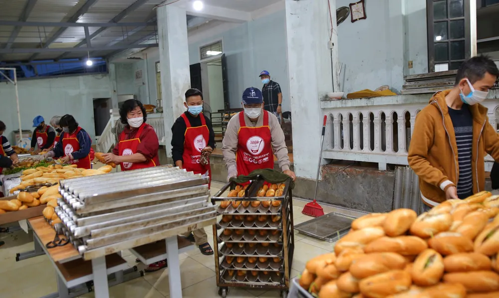 Những ổ bánh mì đậm tình ở xứ đạo ảnh 1 Những ổ bánh mì đậm tình ở xứ đạo ảnh 1