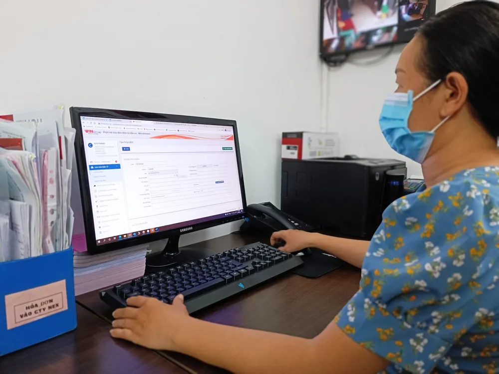Từ 1-7, tất cả doanh nghiệp phải sử dụng hóa đơn điện tử: Nhiều tiện ích, chống gian lận ảnh 1 Từ 1-7, tất cả doanh nghiệp phải sử dụng hóa đơn điện tử: Nhiều tiện ích, chống gian lận ảnh 1