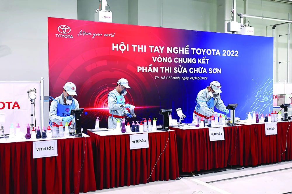 Toyota Việt Nam tổ chức Hội thi tay nghề Toyota 2022 cho tuyến đầu đại lý trên toàn quốc