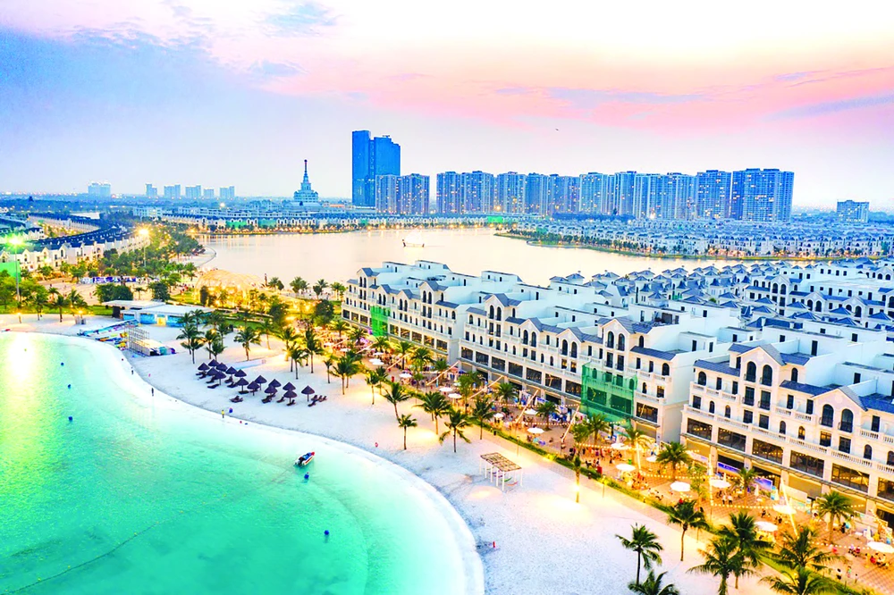 Cơ hội “vàng ròng” đầu tư BĐS thấp tầng Vinhomes dành cho nhà đầu tư vốn nhỏ ảnh 1 Cơ hội “vàng ròng” đầu tư BĐS thấp tầng Vinhomes dành cho nhà đầu tư vốn nhỏ ảnh 1