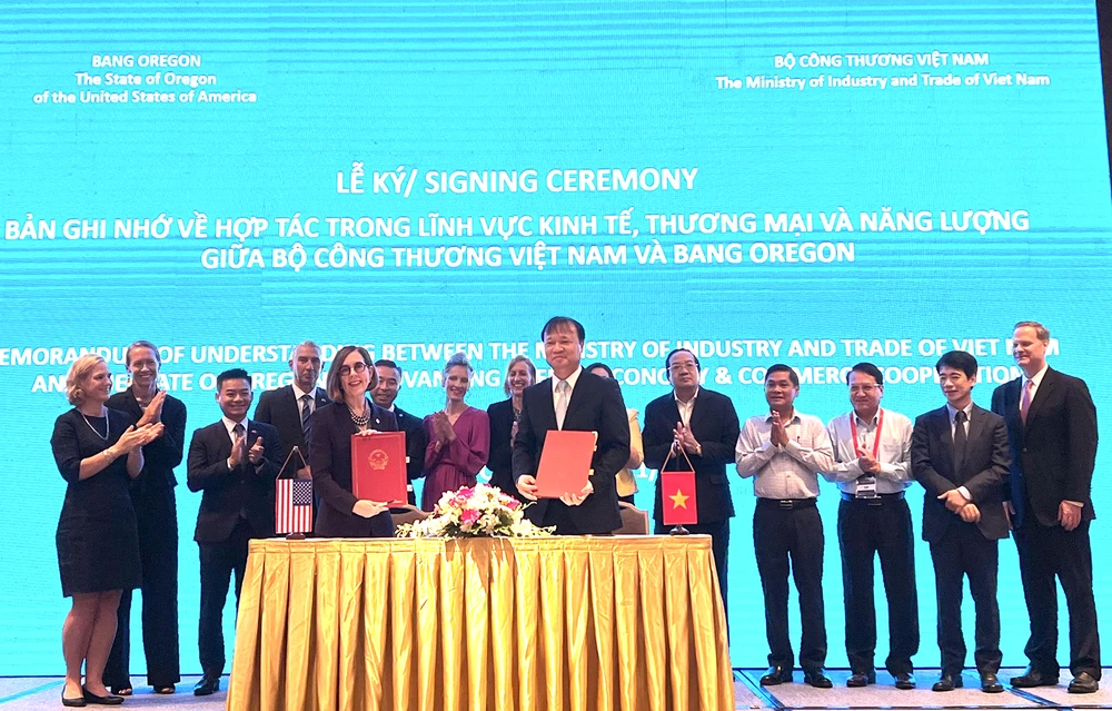 Việt Nam là đối tác thương mại quan trọng của Hoa Kỳ ảnh 1 Việt Nam là đối tác thương mại quan trọng của Hoa Kỳ ảnh 1