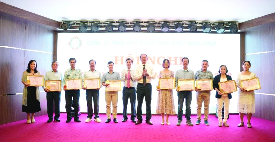 Hội nghị Tổng kết hoạt động kinh doanh năm 2022 của Công ty TNHH Một thành viên Xổ số kiến thiết Đồng Tháp ảnh 1 Hội nghị Tổng kết hoạt động kinh doanh năm 2022 của Công ty TNHH Một thành viên Xổ số kiến thiết Đồng Tháp ảnh 1