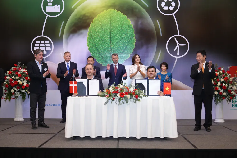 FPT tư vấn triển khai nhà máy thông minh cho đối tác FPT tư vấn triển khai nhà máy thông minh cho đối tác