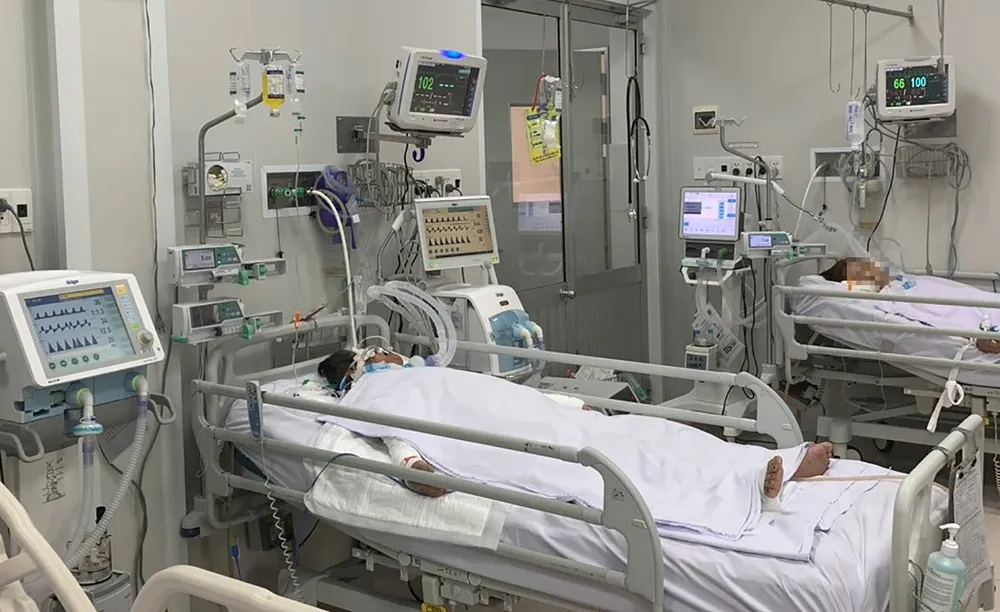 Bệnh nhân ngộ độc botulinum được điều trị tại Bệnh viện Chợ Rẫy