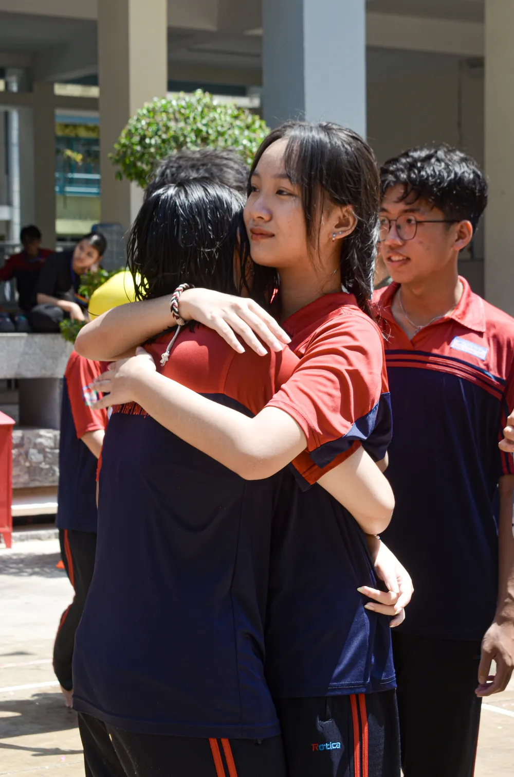 Sự kiện thu hút sự tham gia của nhiều thầy cô và học sinh khối 12 Sự kiện thu hút sự tham gia của nhiều thầy cô và học sinh khối 12